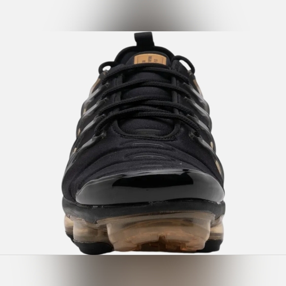 Nike Air VaporMax Plus Black Gold  - Picture 5 of 6